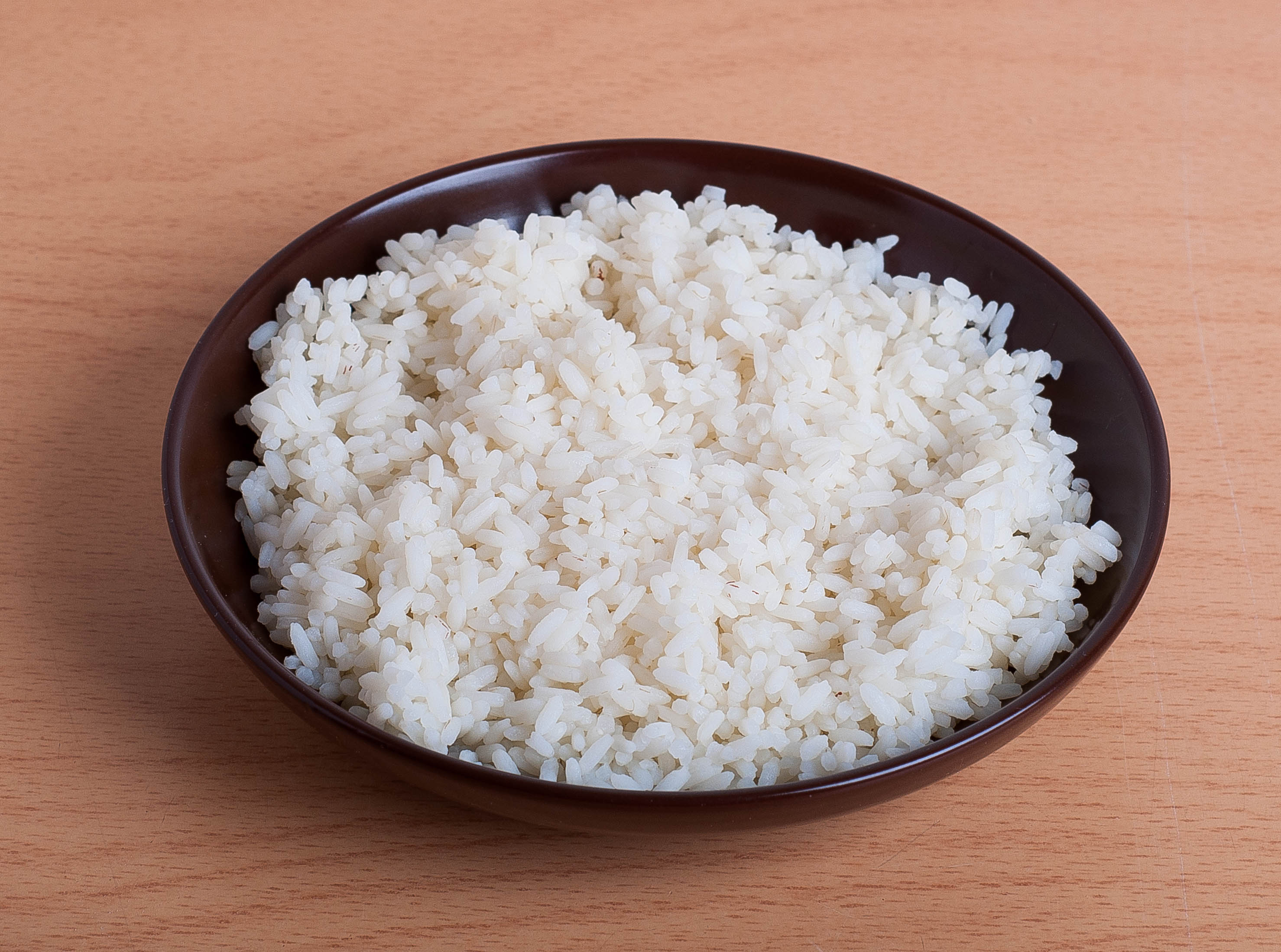 Рис с печеньем. Рисовый салат. Рис с печенью. Салат с рисом. Рис отварной.