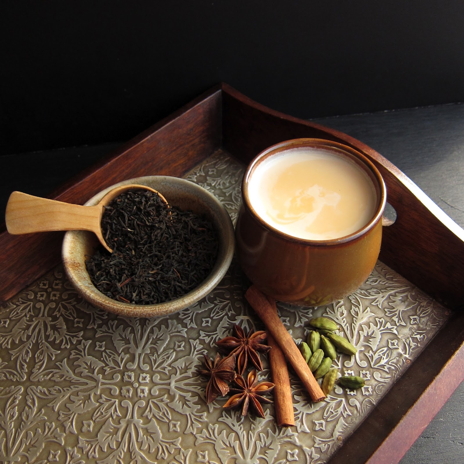 Индийский чай масала на молоке