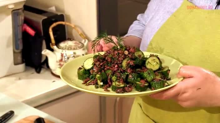 Необычный огуречный салат